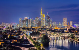 Frankfurt Skyline Nacht 2017-02