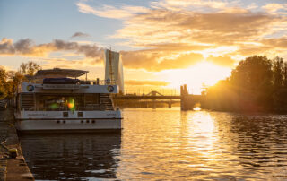 Frankfurt Sonnenaufgang Primus-Linie
