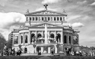 Alte Oper Schwarz-Weiß-02