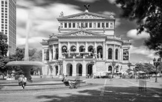 Alte Oper Schwarz-Weiß