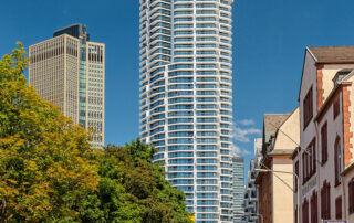 Grand Tower & Tower185